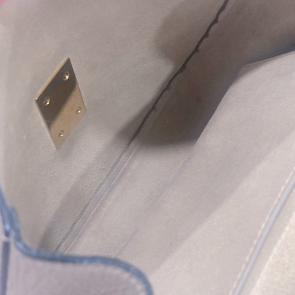 Chloe Leather Drew Crossbody Bag - Picture 8 of 15